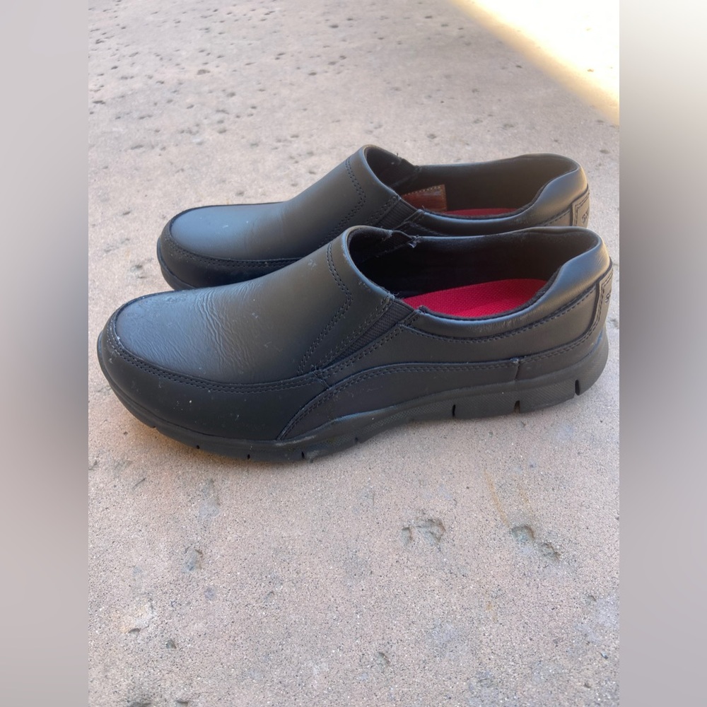 Work relaxed shoes